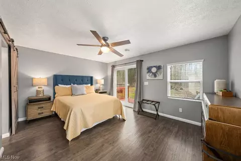 Bedroom - 4454 Lake Rd E, Geneva, OH 44041 photo 1 of 6