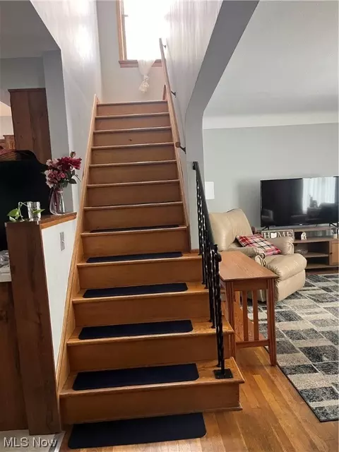 293 E 280, Euclid, OH 44132 photo 19