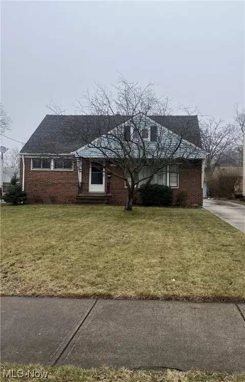 293 E 280, Euclid, OH 44132