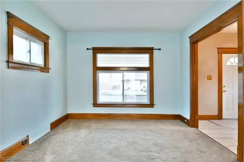 280 Maplewood Ave, Struthers, OH 44471 photo 16