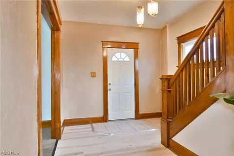 280 Maplewood Ave, Struthers, OH 44471 photo 6