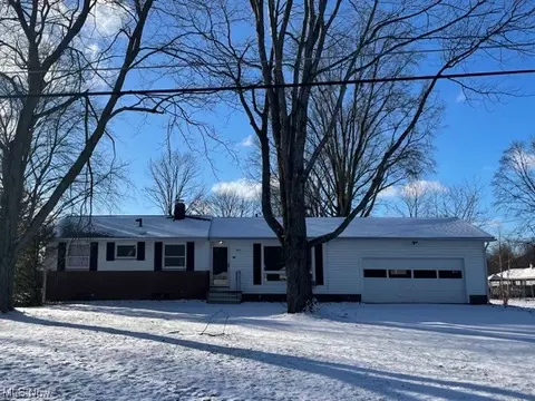 3612 Brookside, Norton, OH 44203
