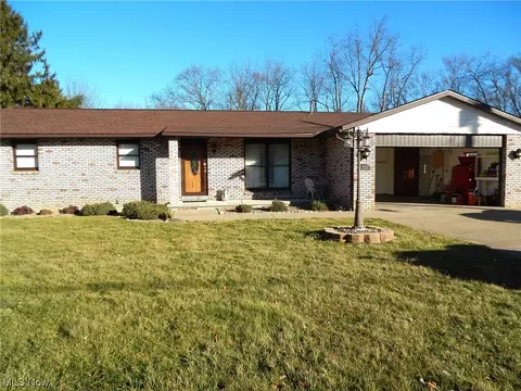 225 High, Tuscarawas, OH 44682