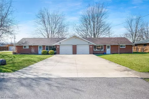 12872-76 Fountain Ct, Strongsville, OH 44136