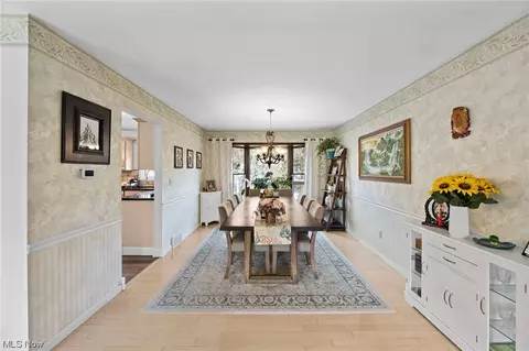 Dining - 5519 Riveredge Dr, Elyria, OH 44035 photo 1 of 2