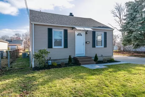 1305 E 348th, Eastlake, OH 44095