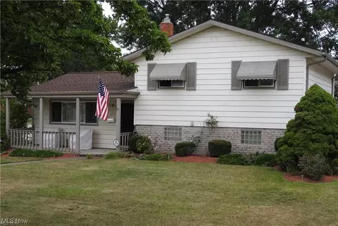 6551 Harrow Dr, Brook Park, OH 44142
