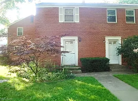 441 Kenwood Dr #W2, Euclid, OH 44123