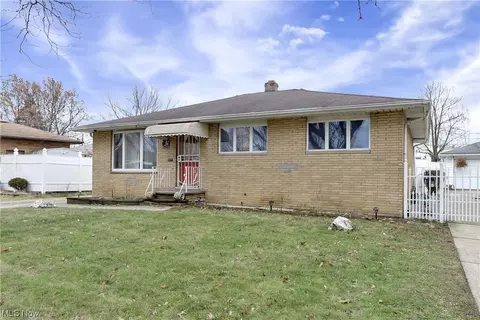 14725 Sprengel, Cleveland, OH 44135