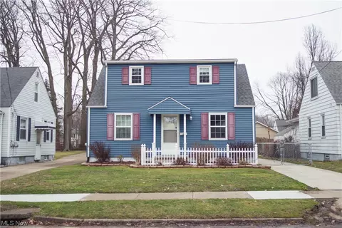 157 Carroll Ave, Painesville, OH 44077