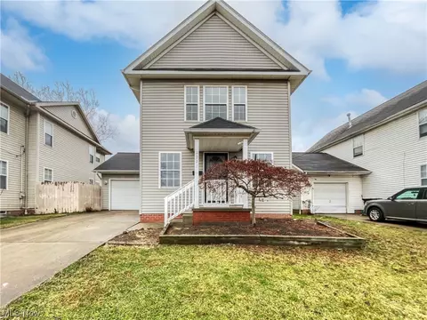 2222 E 69th St, Cleveland, OH 44103
