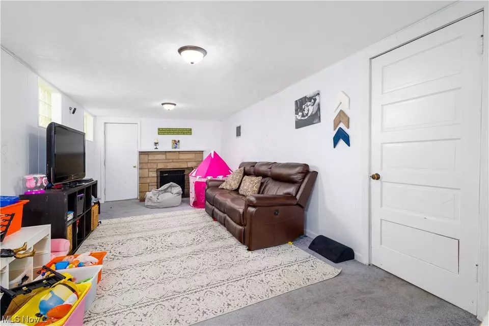  1715 Oregon Ave, Steubenville, OH 43952 photo 26