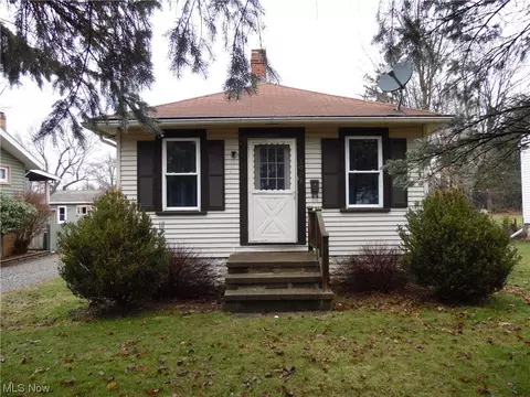 1048 E 9th St, Salem, OH 44460