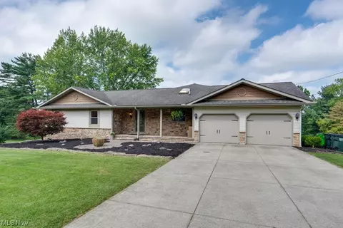 1409 Northeast Ave, Tallmadge, OH 44278