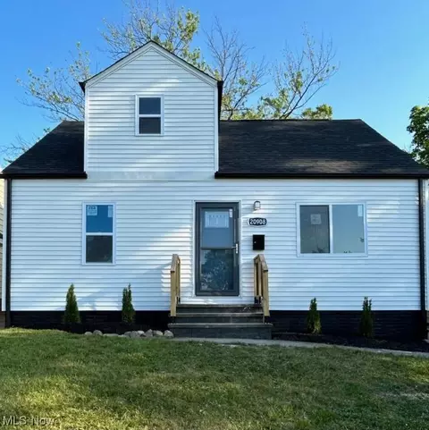 20908 Hansen Rd, Maple Heights, OH 44137