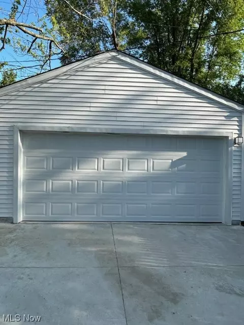 20908 Hansen Rd, Maple Heights, OH 44137 photo 14