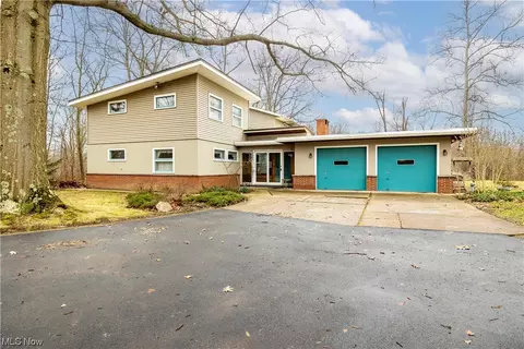 41555 Butternut Rdg, Elyria, OH 44035