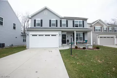 3739 Azalea St, Aurora, OH 44202