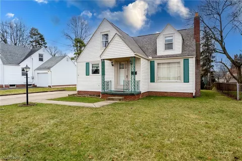 Exterior - 2924 17th St NW, Canton, OH 44708 photo 6 of 6