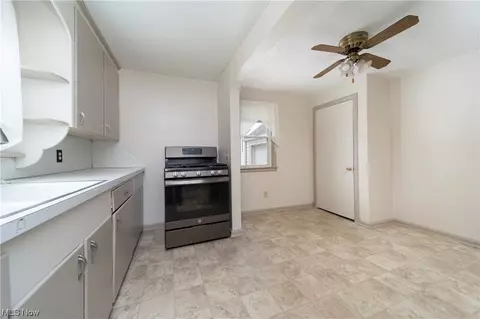 Kitchen - 2924 17th St NW, Canton, OH 44708 photo 2 of 3