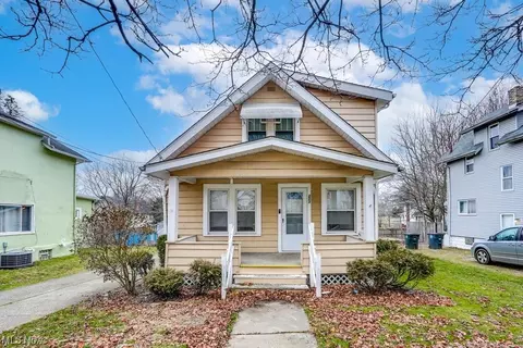 274 Bowmanville, Akron, OH 44305