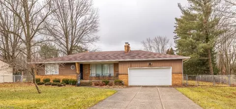 12793 Patricia Dr, North Royalton, OH 44133