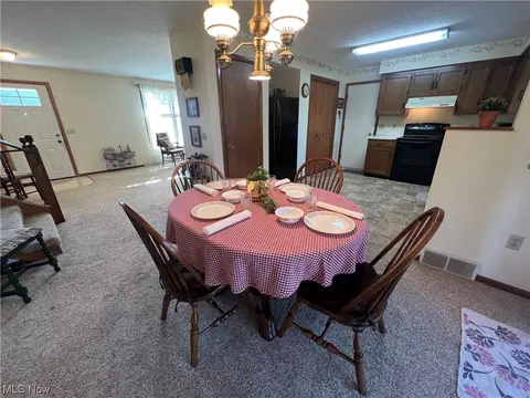 149 Calico Dr, Dover, OH 44622 photo 13