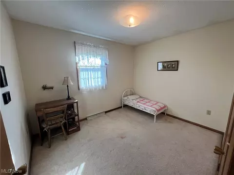 149 Calico Dr, Dover, OH 44622 photo 29