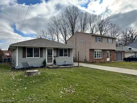 37414 Green Dr, Eastlake, OH 44095