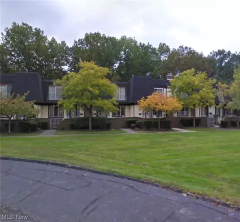 6462 State #15, Parma, OH 44134