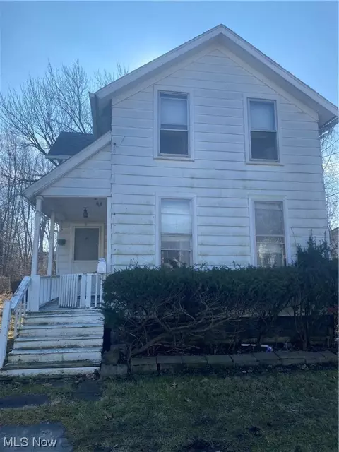 411 W 21 St, Lorain, OH 44052