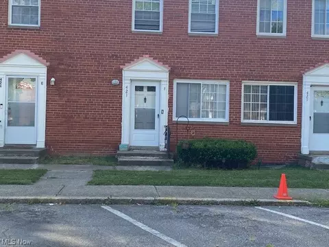 421 Kenwood, Euclid, OH 44123