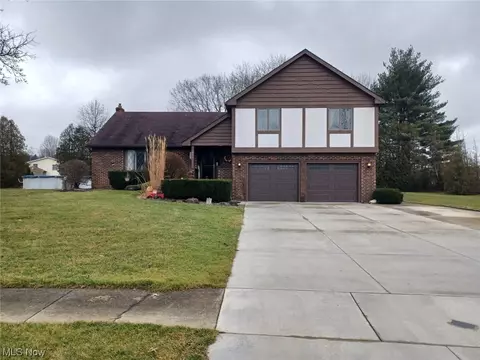 911 Cynthia, Niles, OH 44446