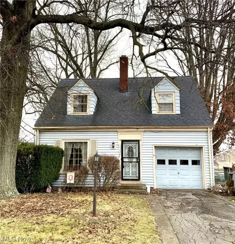 88 Hilton, Youngstown, OH 44507