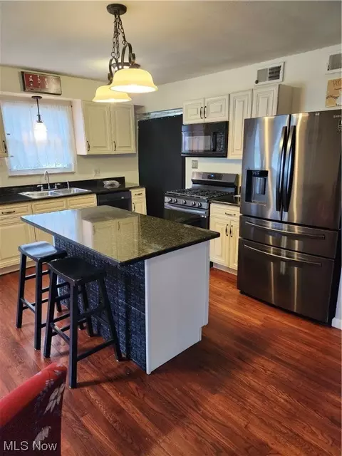 6589 Solon Blvd, Solon, OH 44139 photo 8