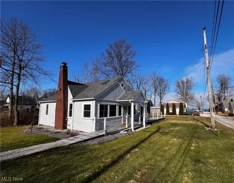 6213 Lake W, Ashtabula, OH 44004