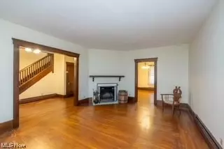 Living - 7341 Maple St, Mentor, OH 44060 photo 1 of 2