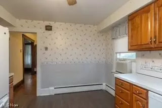 Kitchen - 7341 Maple St, Mentor, OH 44060 photo 2 of 3