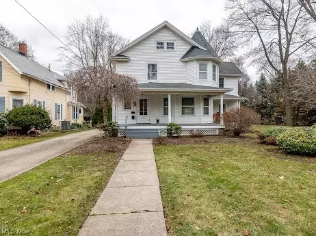 7341 Maple St, Mentor, OH 44060