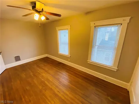 110 Princeton, Elyria, OH 44035 photo 11