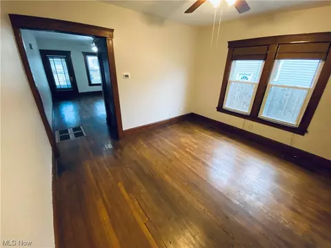 110 Princeton, Elyria, OH 44035 photo 5