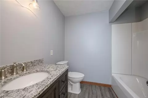 Bath - 8616 Fromes Ave NE, Canton, OH 44721 photo 3 of 3