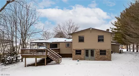 Exterior - 8616 Fromes Ave NE, Canton, OH 44721 photo 3 of 9