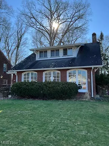 2836 Rogers Rd, Youngstown, OH 44511