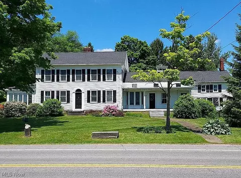7521 State Route 82, Garrettsville, OH 44231