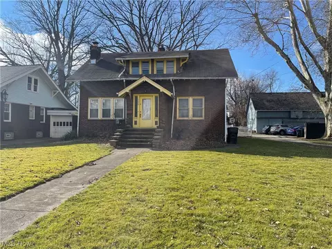 1909 W Schaaf, Cleveland, OH 44109
