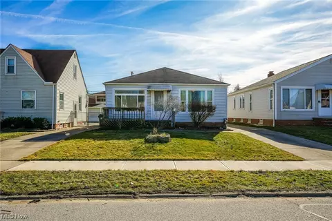 5803 Kenneth Ave, Parma, OH 44129