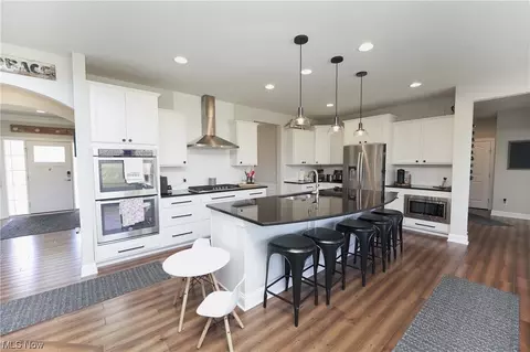 Kitchen - 93 Harvester, Copley, OH 44321 photo 1 of 4