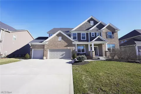 93 Harvester, Copley, OH 44321
