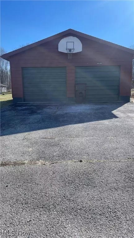 17123 Florence, Lake Milton, OH 44429